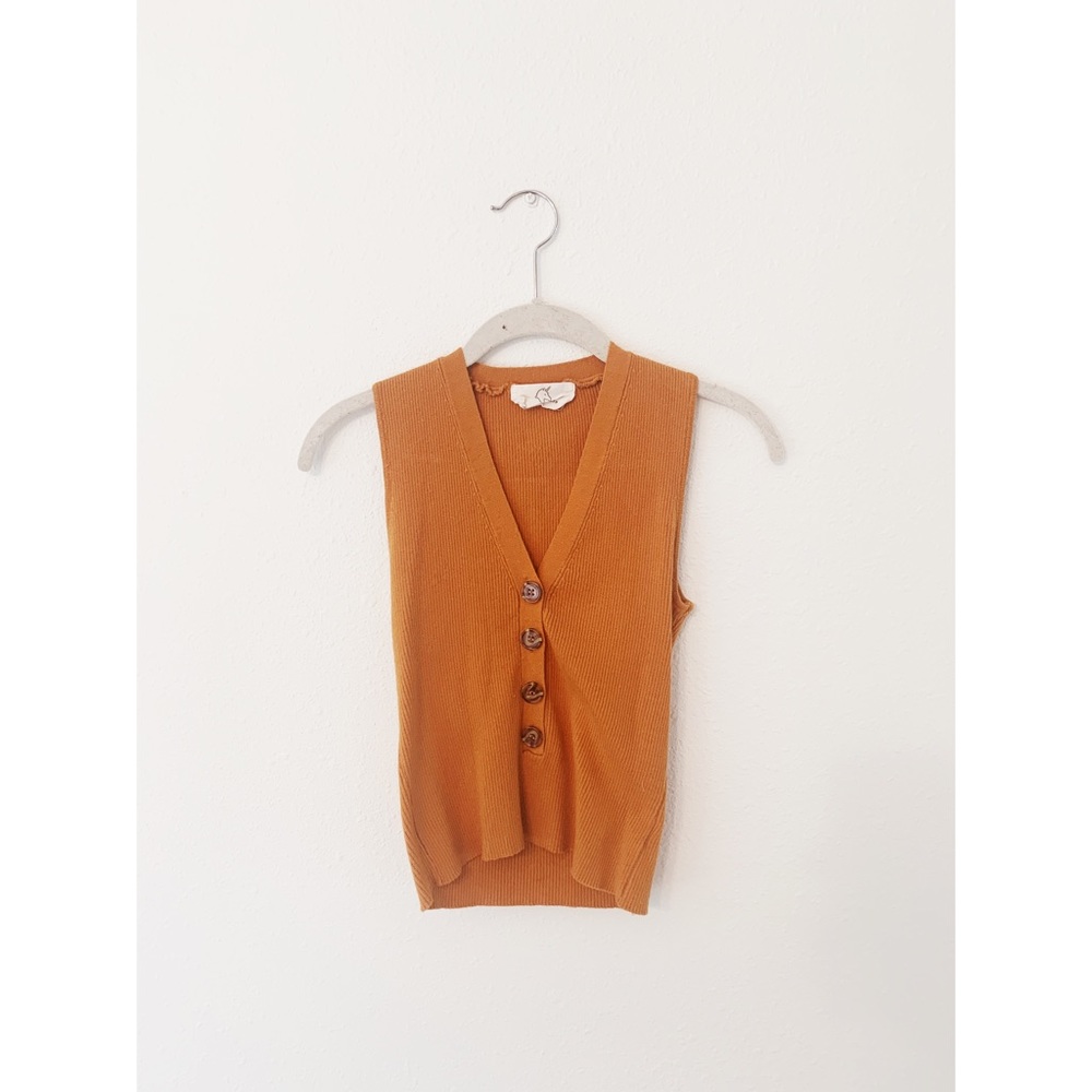 Crop Button Sweater Tank